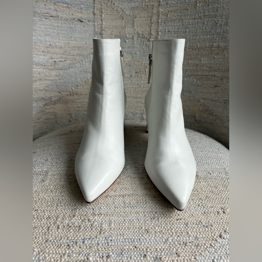 COPY - Gabriela Hearst white ankle boots. Size 6.5